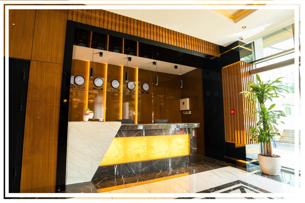 Premium Hotel Ganja Bagian luar foto