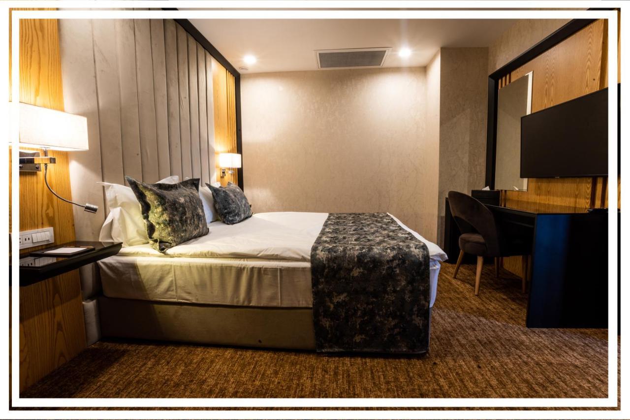 Premium Hotel Ganja Bagian luar foto
