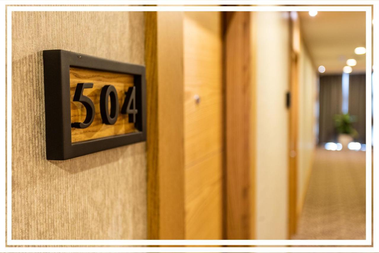 Premium Hotel Ganja Bagian luar foto