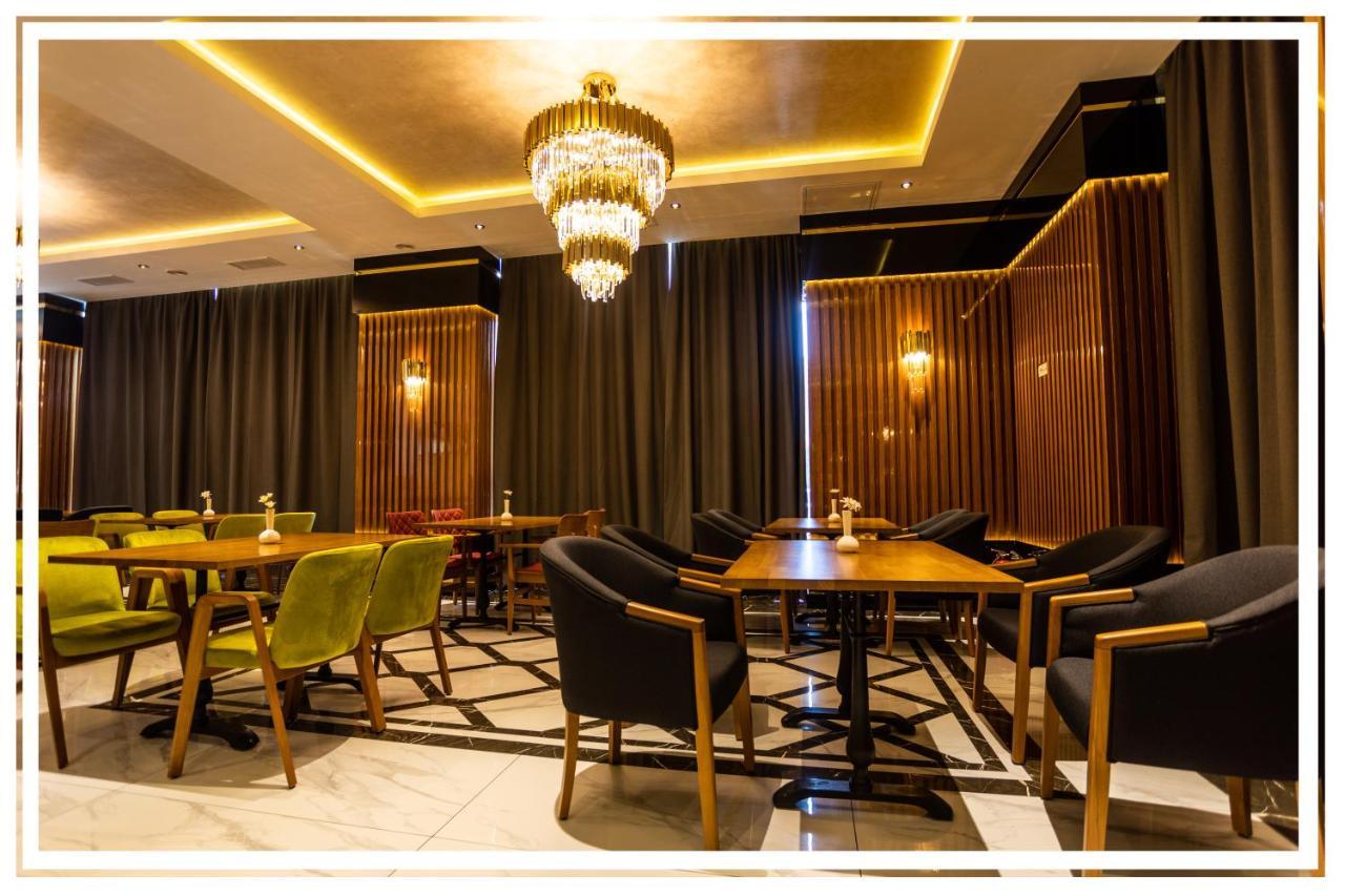 Premium Hotel Ganja Bagian luar foto
