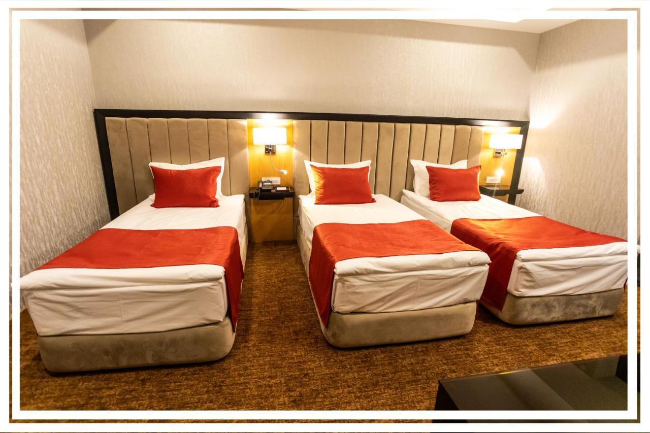 Premium Hotel Ganja Bagian luar foto