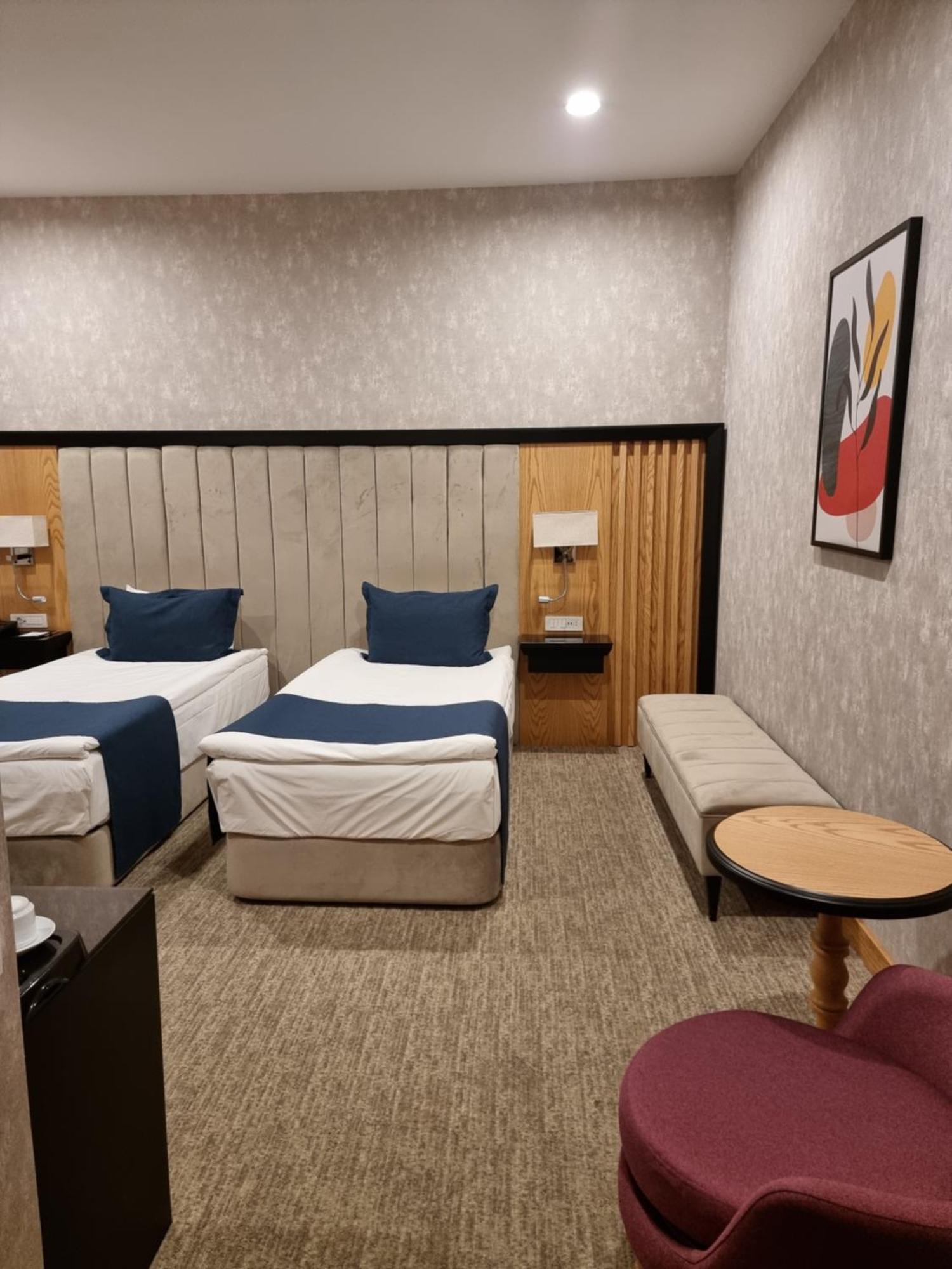 Premium Hotel Ganja Bagian luar foto
