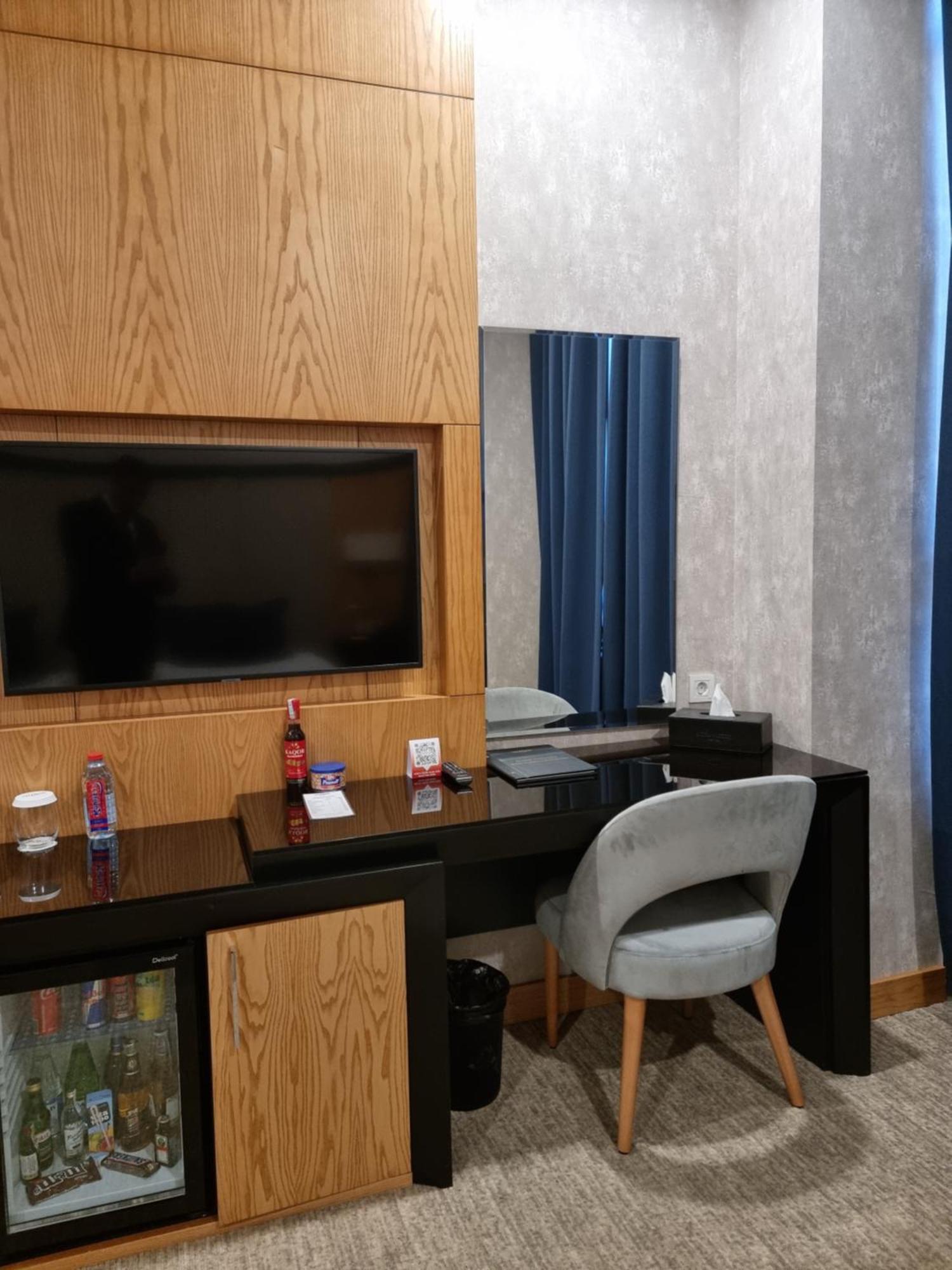 Premium Hotel Ganja Bagian luar foto
